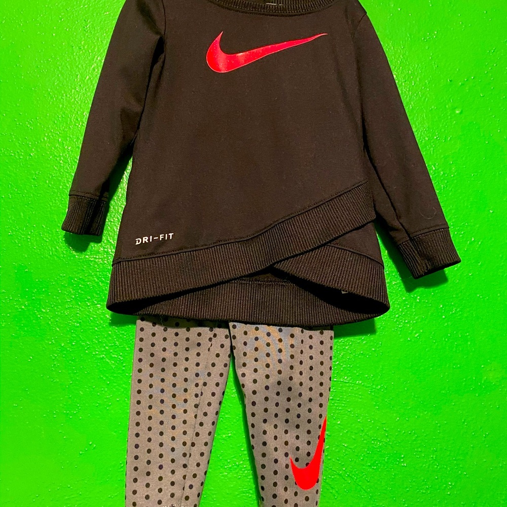 12mo baby girl Nike Dry Fit tunic and leggings
